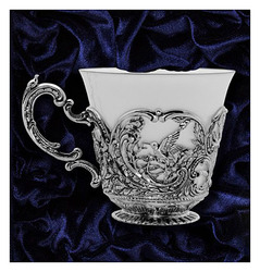 866ЧШ03006 Серебряная чайная чашка «Королевская охота» с чернением